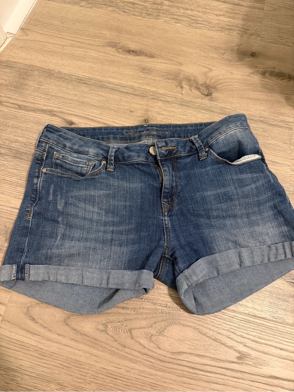 Mavi Medium Wash Rolled Hem Denim Shorts